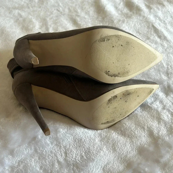 EUC JustFab Alyssa Slouchy Stiletto Bootie - Faux Suede -Dark Grey - Size 7.5 - Picture 6 of 8